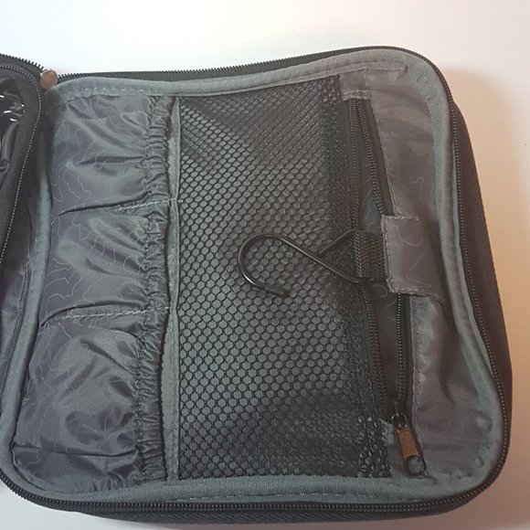 NWT ENBRIDGE Travel Bag Toiletry Bag Commander Ammenities Bag Luggage Tote Black - Picture 10 of 16